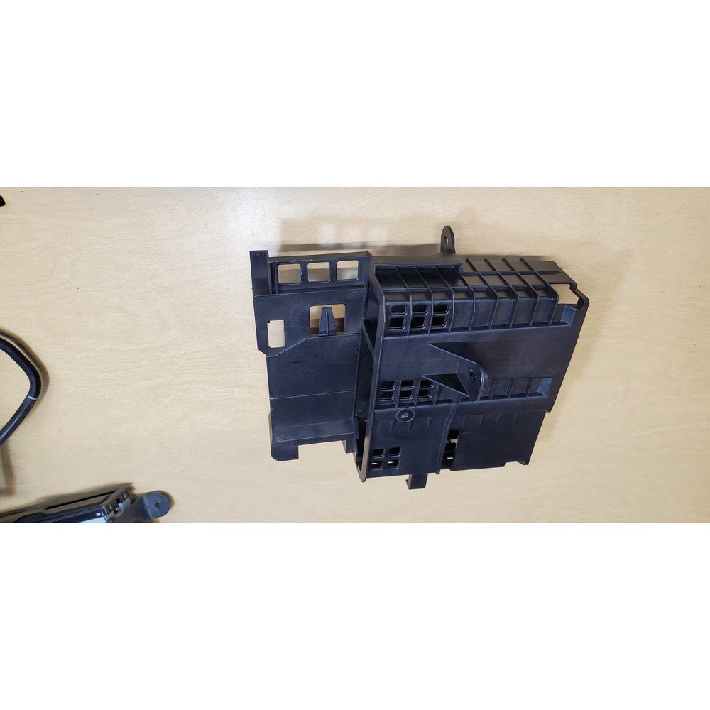 2013-2017 Audi Q5 Satellite Radio Satellite Receiver Rearview Module Bracket - Picture 4 of 5